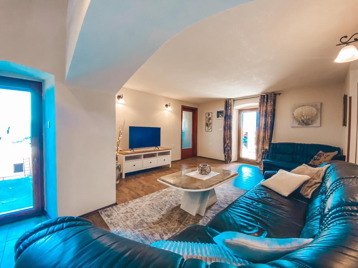 Holiday Home Istra Plomin Exterior foto